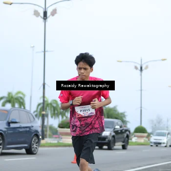 Runner Photo 8429125
