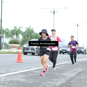 Runner Photo 8429145