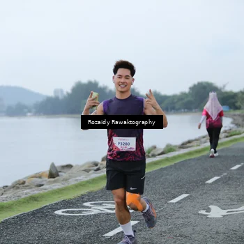 Runner Photo 8429147