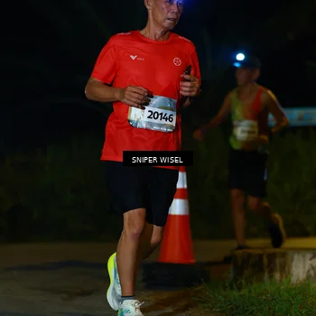 Runner Photo 8429149