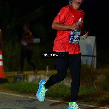 Runner Photo 8429176