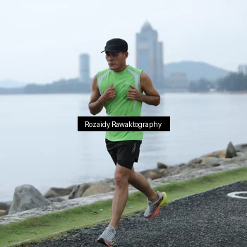 Runner Photo 8429198