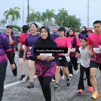 Runner Photo 8429242