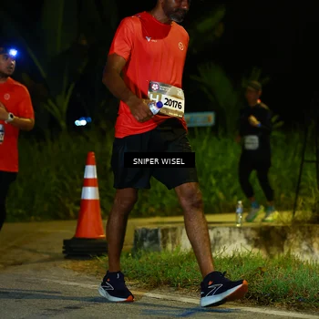 Runner Photo 8429247