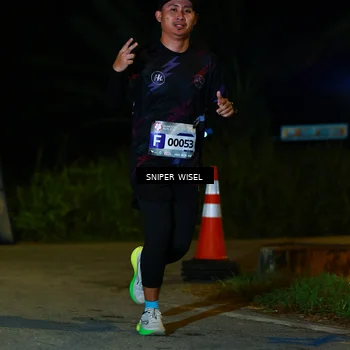Runner Photo 8429257