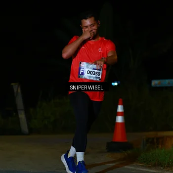 Runner Photo 8429291
