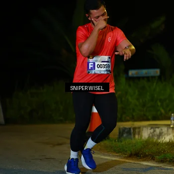 Runner Photo 8429293