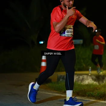 Runner Photo 8429304