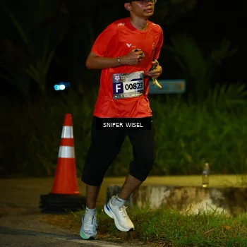 Runner Photo 8429362