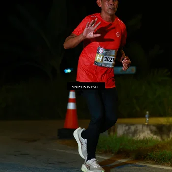 Runner Photo 8429368