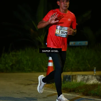 Runner Photo 8429375