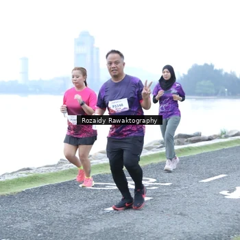 Runner Photo 8429389