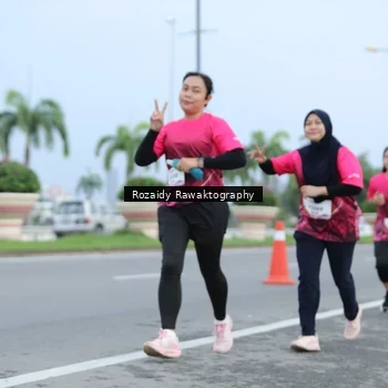 Runner Photo 8429399