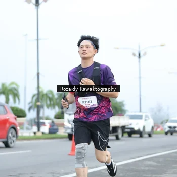 Runner Photo 8429429