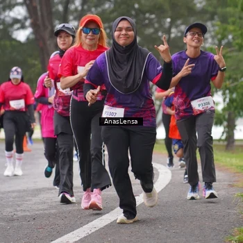 Runner Photo 8429439