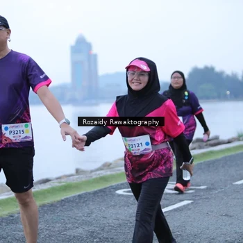 Runner Photo 8429446
