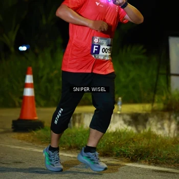 Runner Photo 8429473