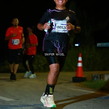 Runner Photo 8429483