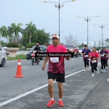 Runner Photo 8429518