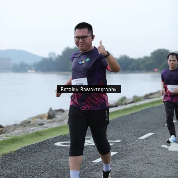 Runner Photo 8429525