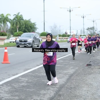 Runner Photo 8429539