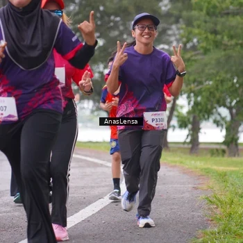 Runner Photo 8429543