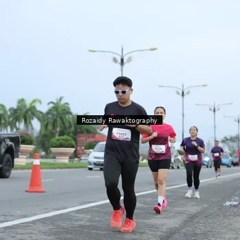 Runner Photo 8429548