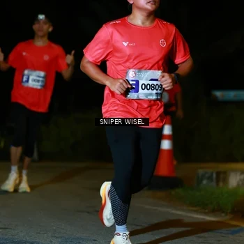 Runner Photo 8429551