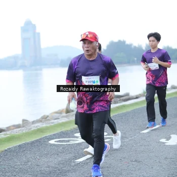 Runner Photo 8429555