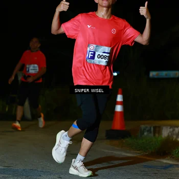 Runner Photo 8429565