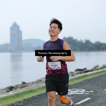 Runner Photo 8429569