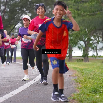 Runner Photo 8429651