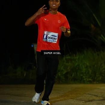 Runner Photo 8429693
