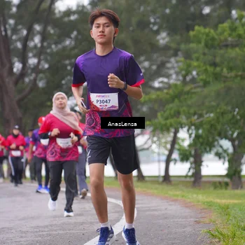 Runner Photo 8429717