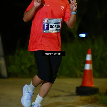 Runner Photo 8429724