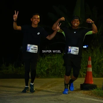 Runner Photo 8429754