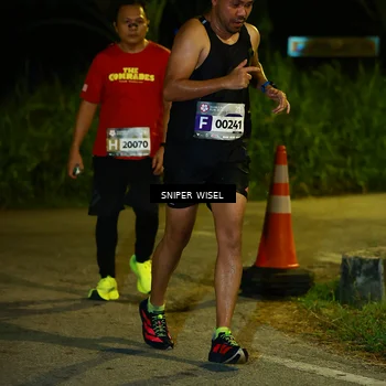 Runner Photo 8429772