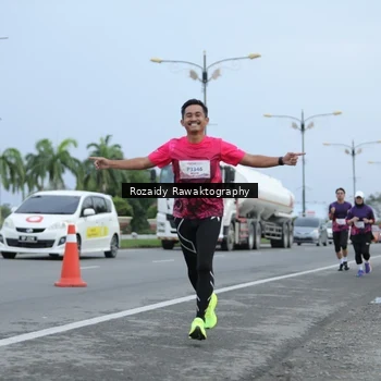 Runner Photo 8429787