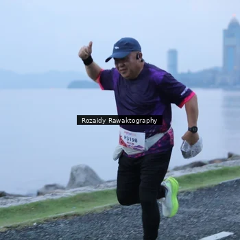 Runner Photo 8429803