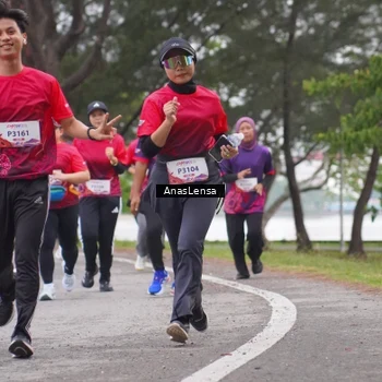 Runner Photo 8429813