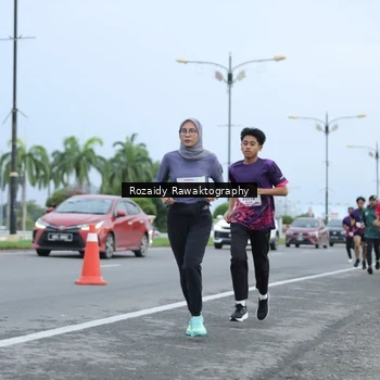 Runner Photo 8429841