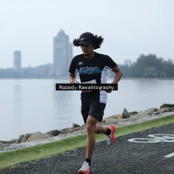 Runner Photo 8429850
