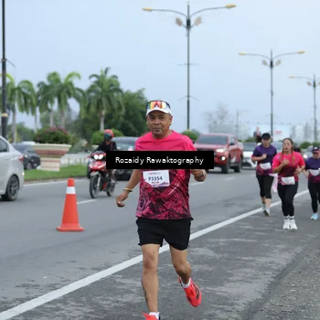Runner Photo 8429896