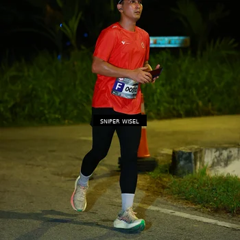 Runner Photo 8429918
