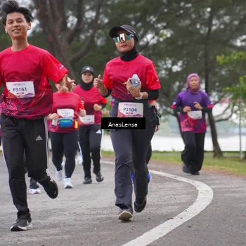 Runner Photo 8429926