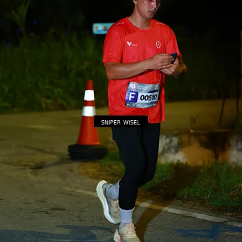 Runner Photo 8429937