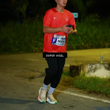 Runner Photo 8429938