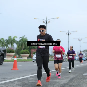 Runner Photo 8429941