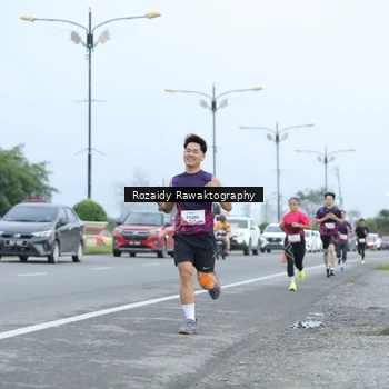 Runner Photo 8429995