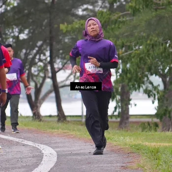 Runner Photo 8429996